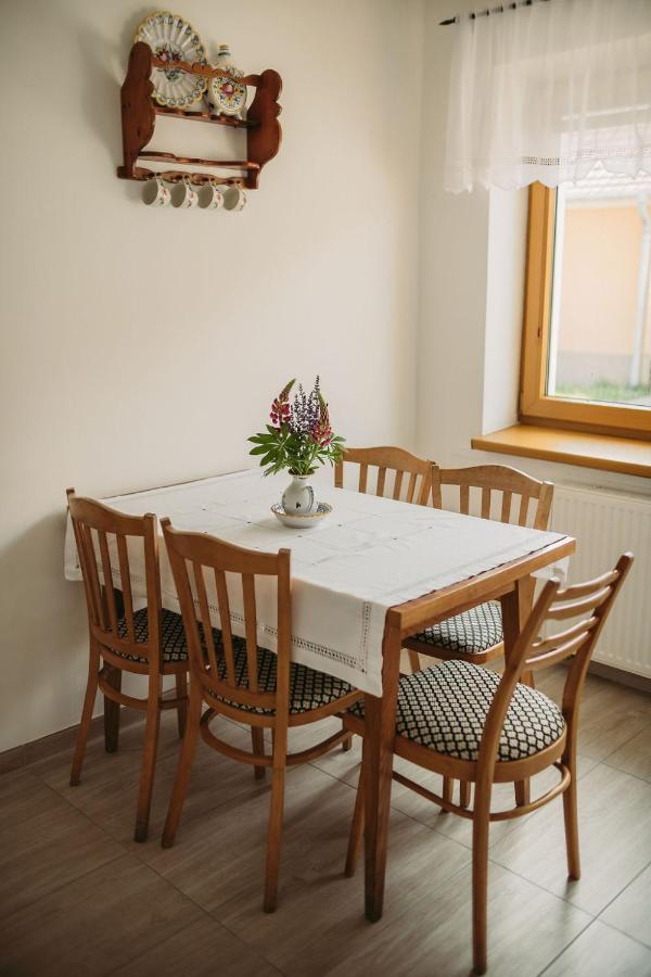 Apartman U Draba: Ubytovani Na Slovacku V Miloticich U Kyjova Milotice Extérieur photo